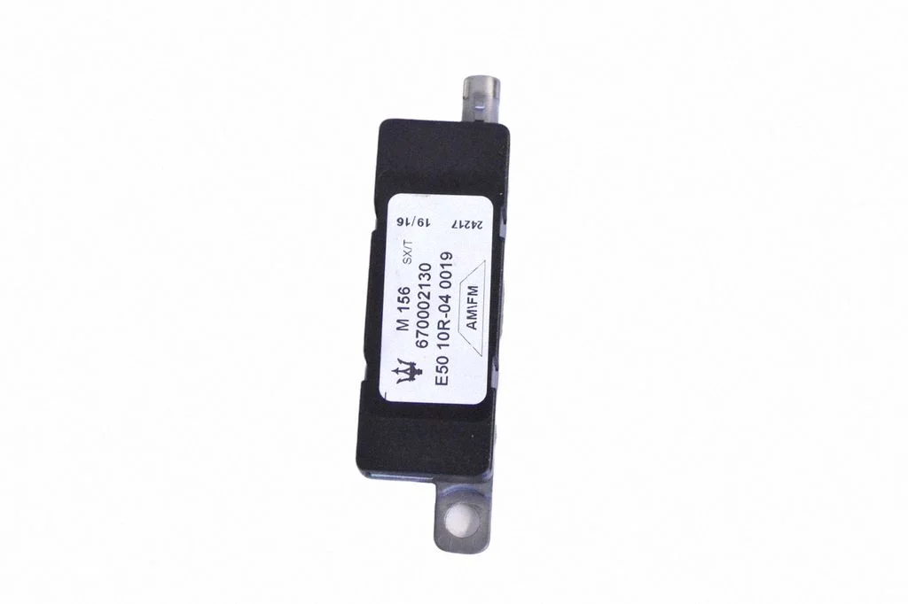 Aerial antenna amplifier – Maserati Ghibli (2013-)
