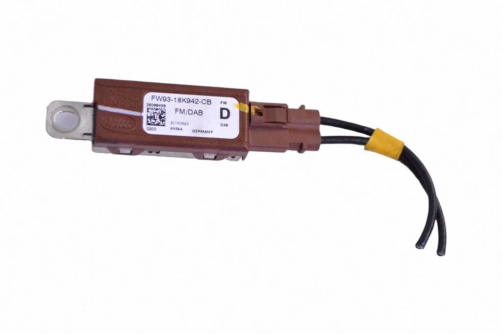Antenas pastiprinātājs FW9318K942CB