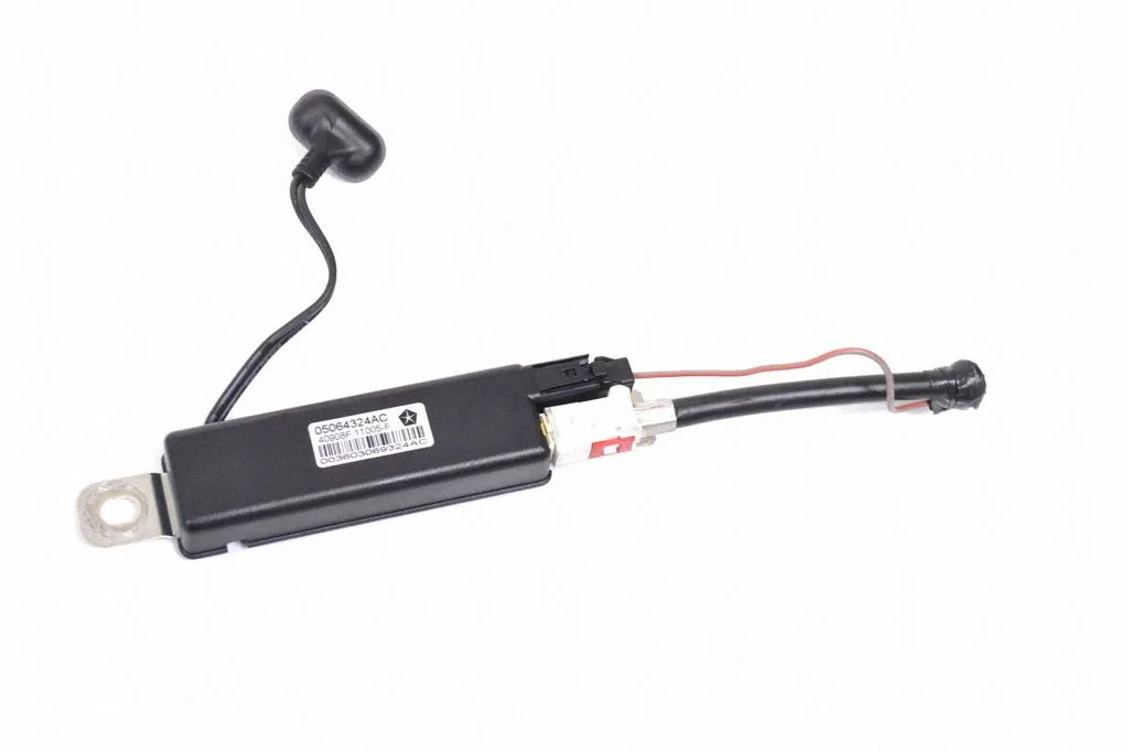 Antenas pastiprinātājs 05064324AC