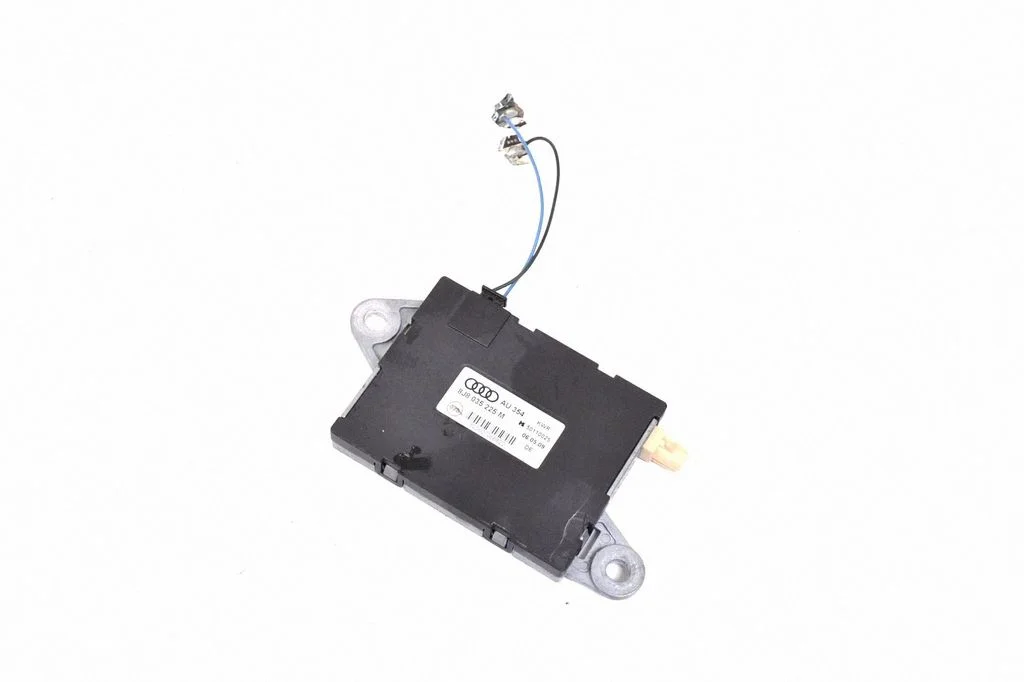Antenas pastiprinātājs 8J2035225M