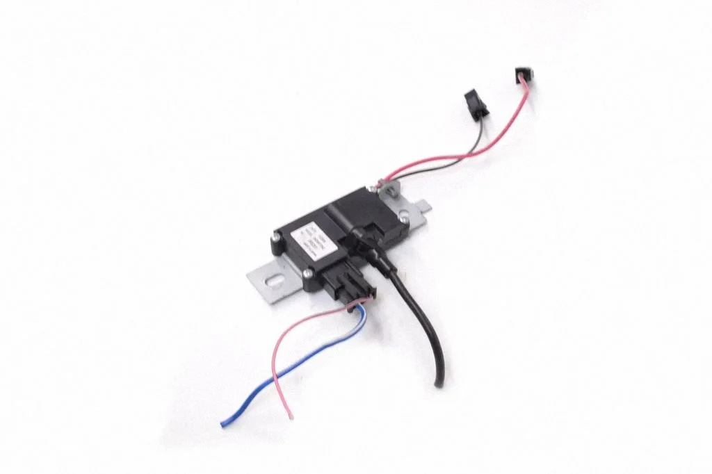 Antenas pastiprinātājs 05059070AE