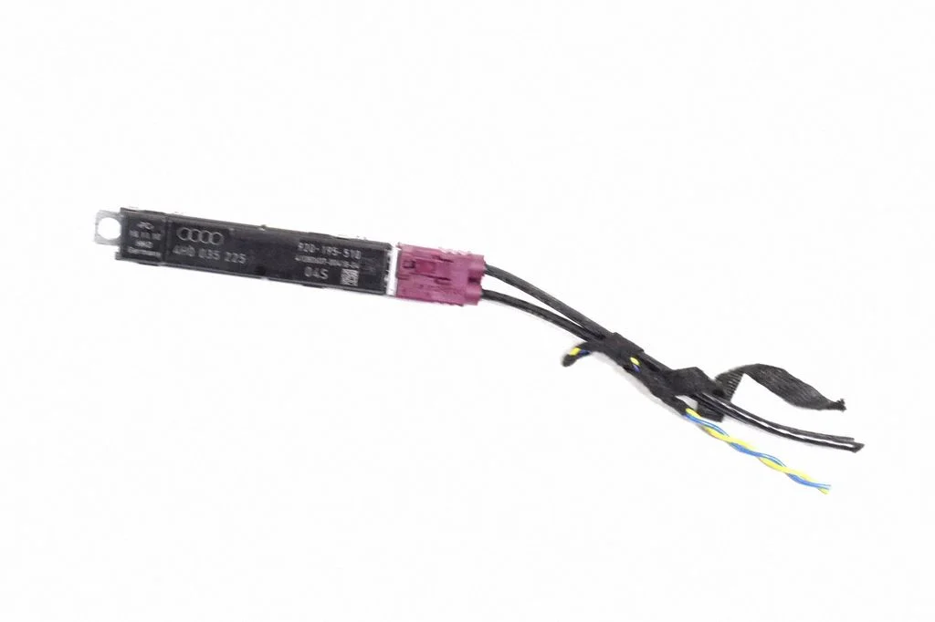 Antenas pastiprinātājs – Audi A8 S8 D4 4H (2010-2016)