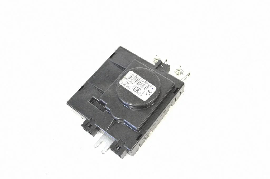 Antenas pastiprinātājs A2048702789