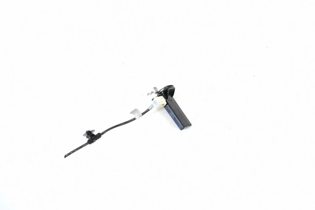 Antenas pastiprinātājs A2048205575