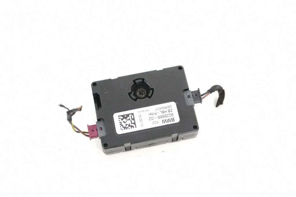 Antenas pastiprinātājs 65209226888