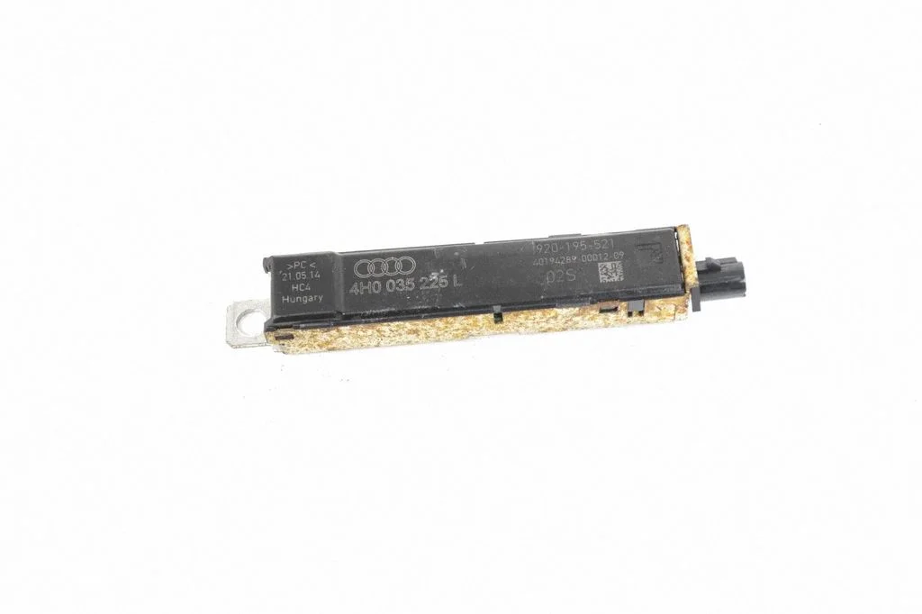 Antenas pastiprinātājs 4H0035225L