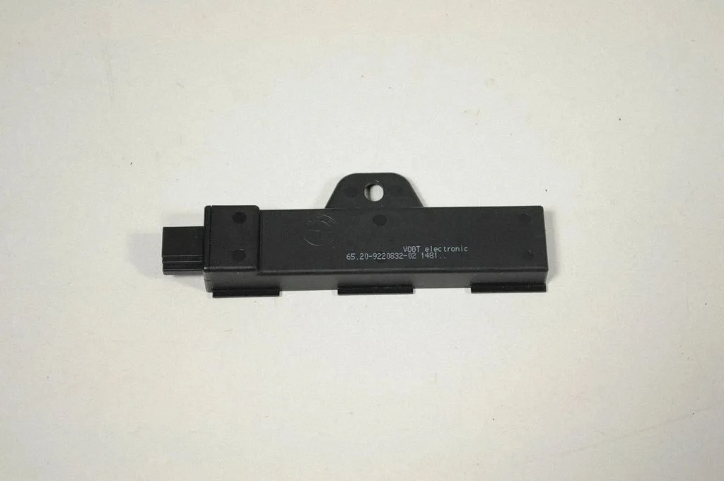 Antenas pastiprinātājs 9220832