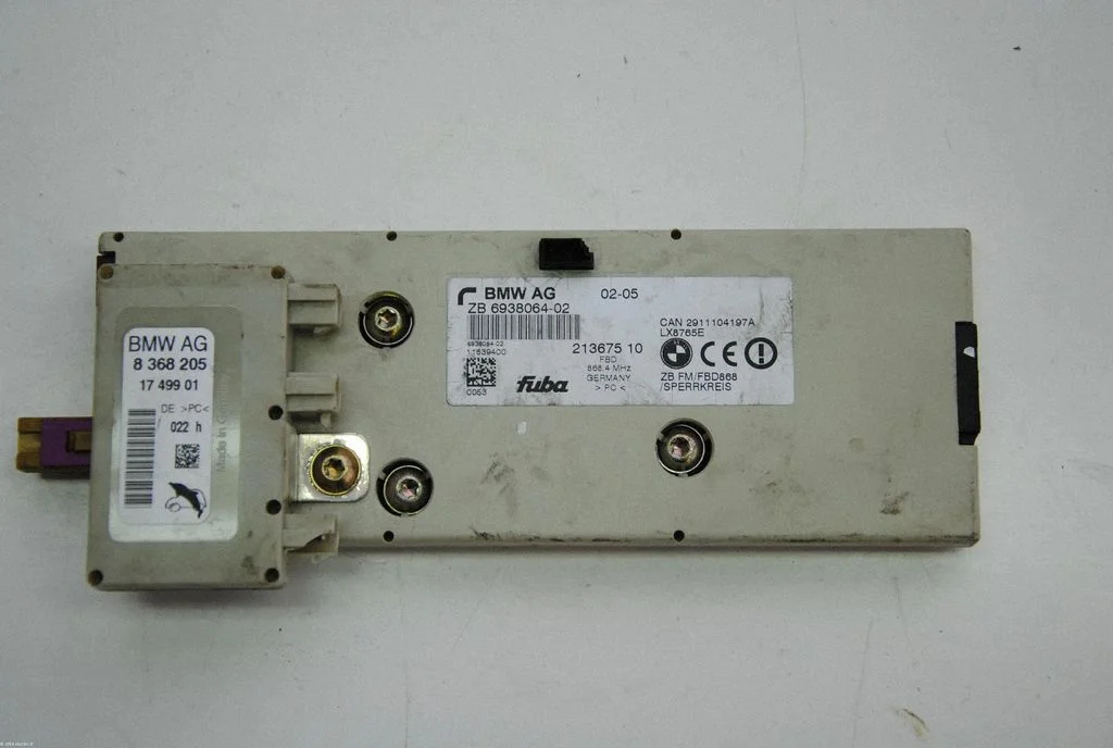 Aerial antenna amplifier – Lexus GS 300 350 430 450H (2005-2012)