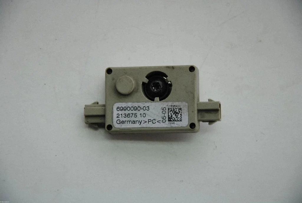 Antenas pastiprinātājs – BMW 3. sērija E90 E91 (2005-2012)