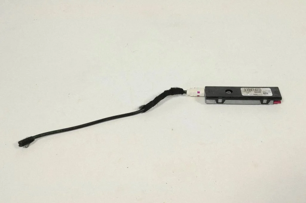 Antenas pastiprinātājs A2048200189