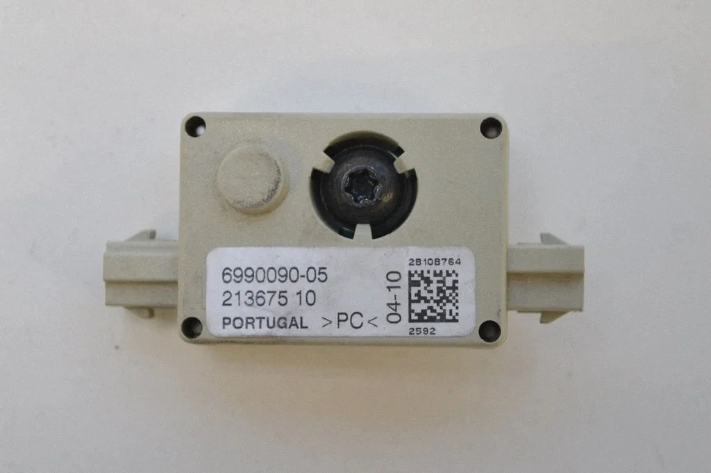 Aerial antenna amplifier – BMW 5 Series E60 E61 (2004-2010)