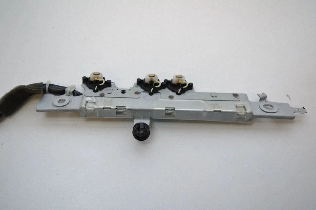 Aerial antenna amplifier – Lexus IS 220D-250-350 (2006-2013)