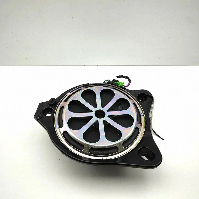 Front door speaker – Mercedes-Benz C-Class W205 (2014-2021)