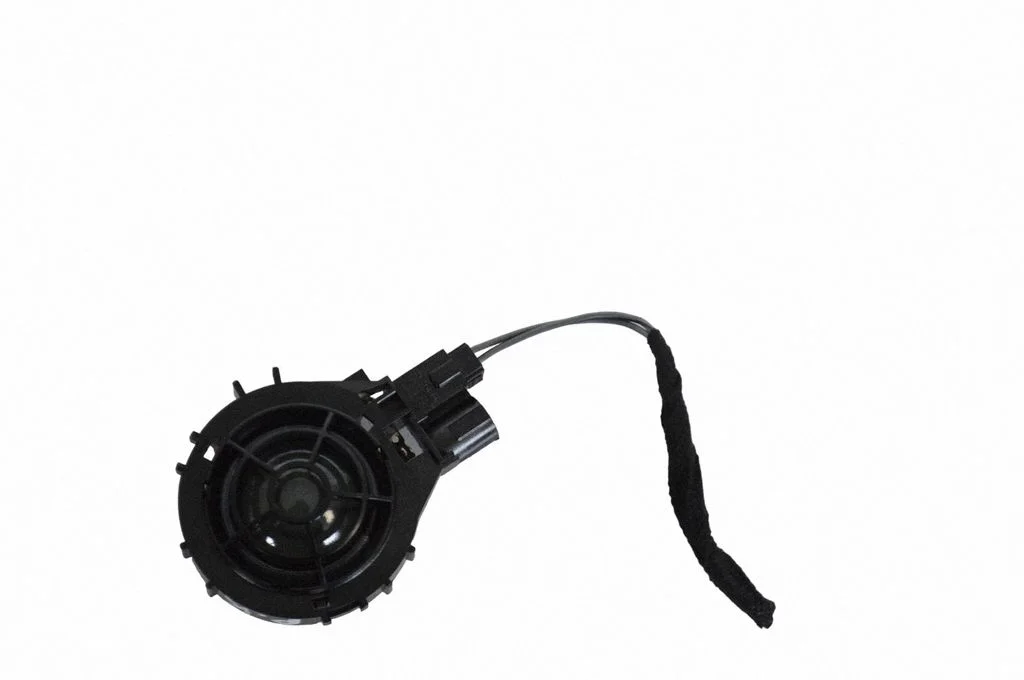 Głośnik w drzwiach przednich 8V0035399C