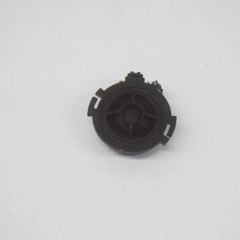 Skaļrunis (-ņi) priekšējās durvīs 4F0035399A