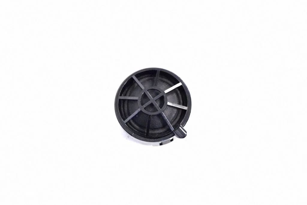 Skaļrunis (-ņi) priekšējās durvīs A2319062200