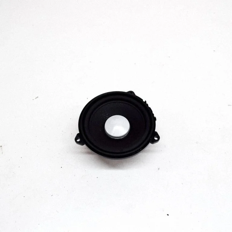 Skaļrunis (-ņi) priekšējās durvīs BH2218808FA