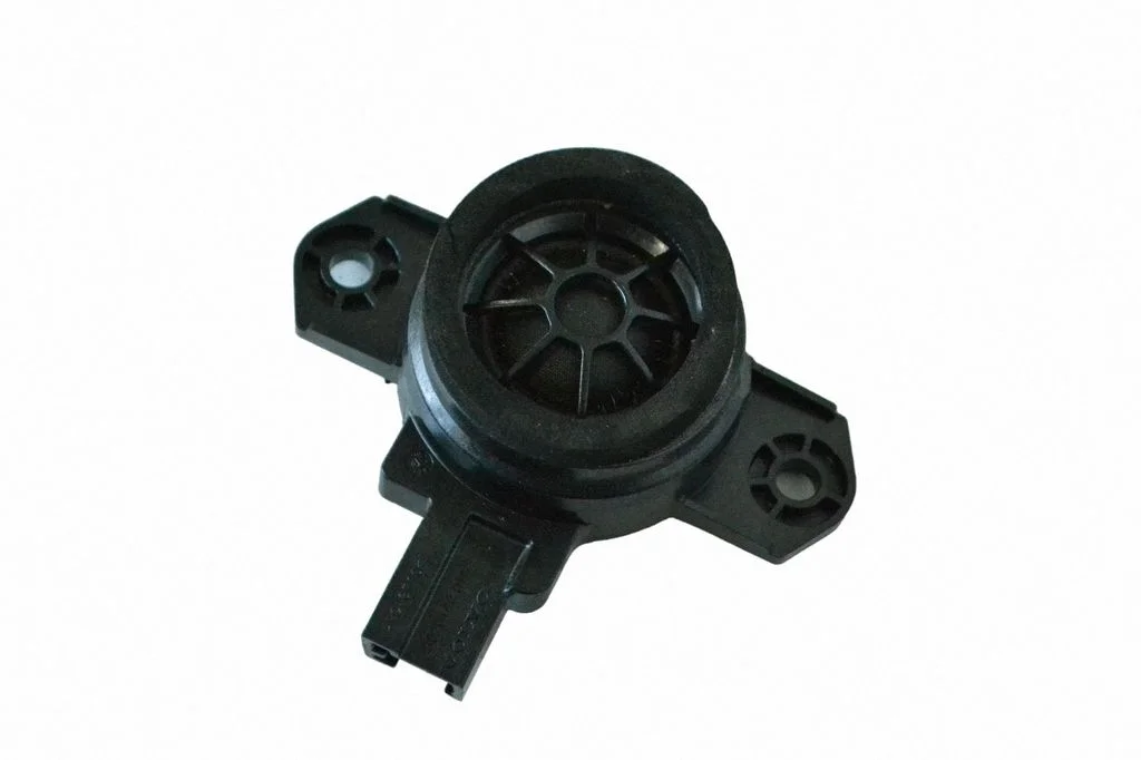 Skaļrunis (-ņi) priekšējās durvīs 23070142