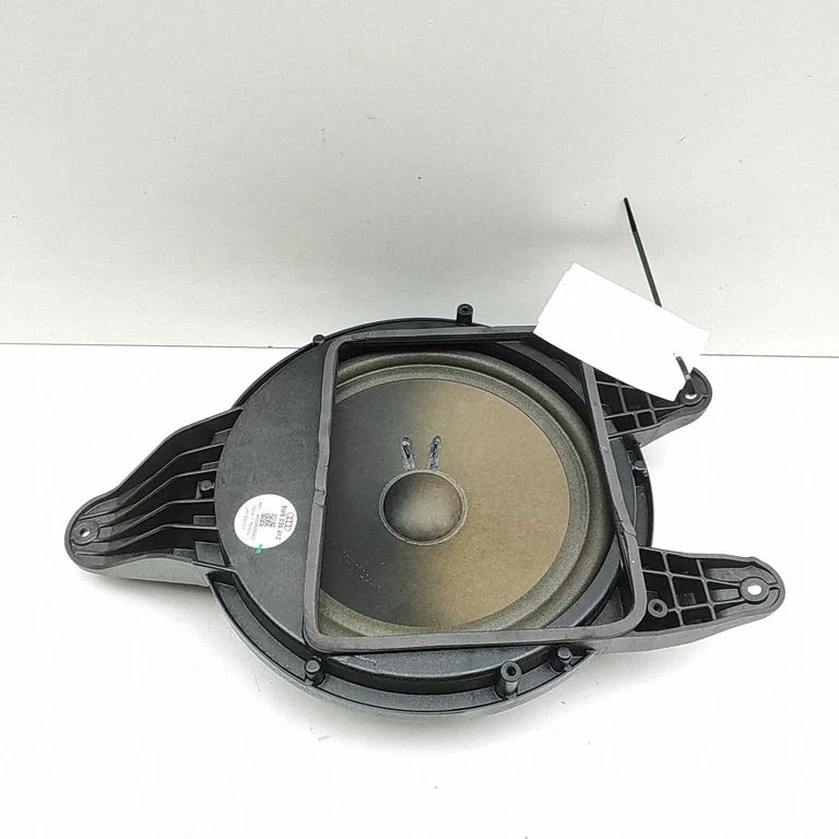 Subwoofer speaker 8W6035412