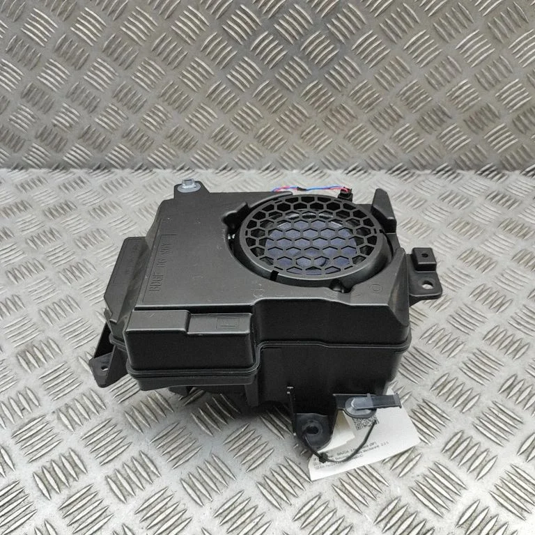 Subwoofer BDGF6696Y