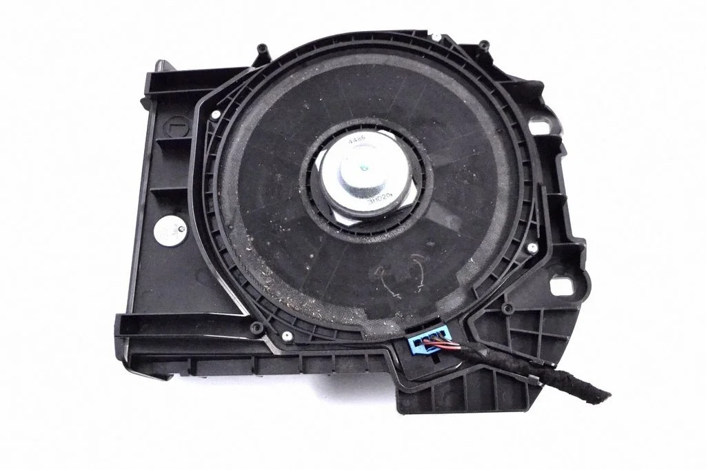 Subwoofer speaker – BMW 5 Series F10 F11 (2009-2016)