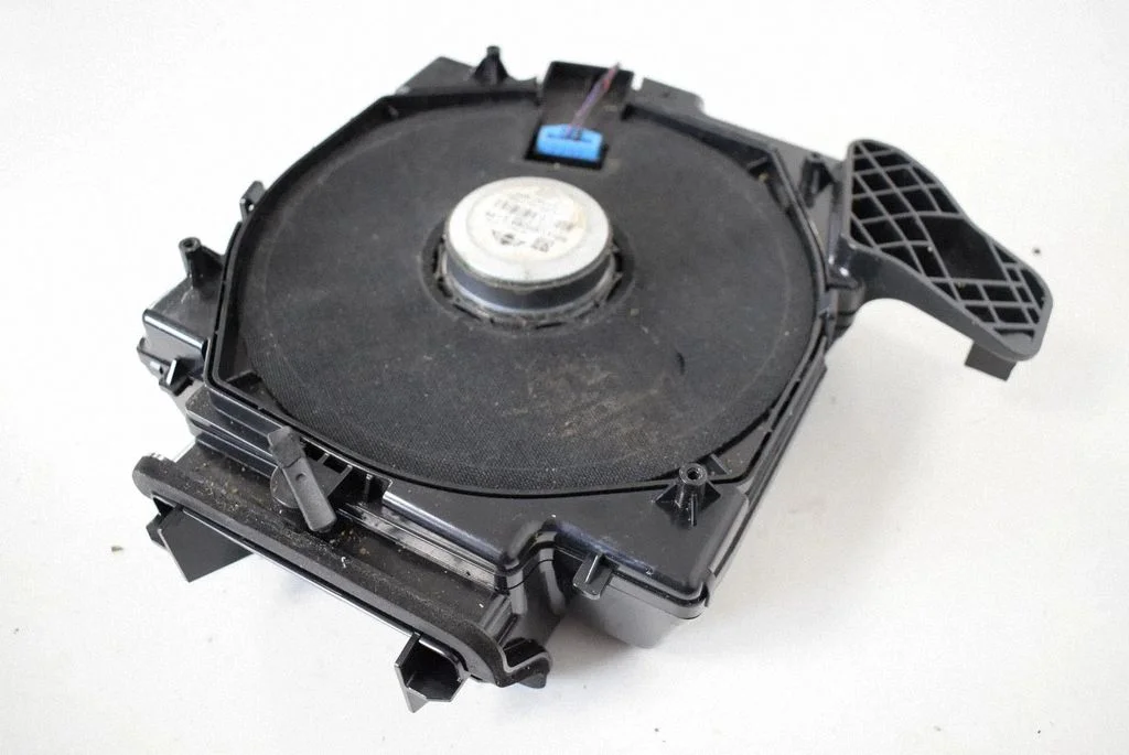 Subwoofer speaker – Mini Cooper Countryman R60 (2011-2016)