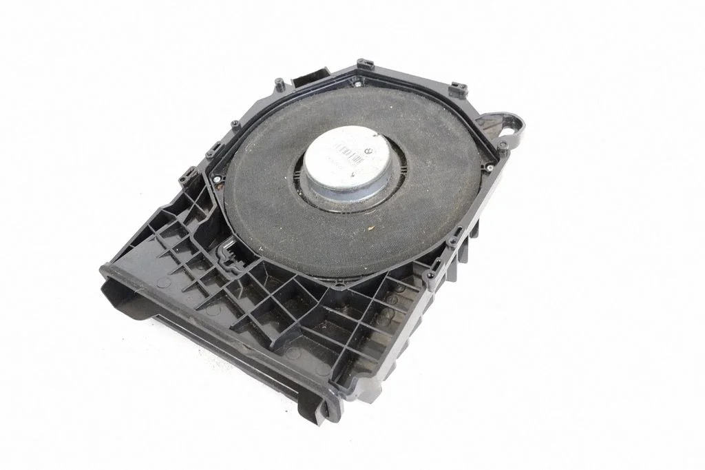 Subwoofer speaker – BMW 3 Series E90 E91 (2005-2012)