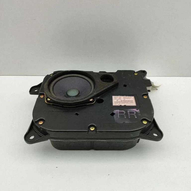 Subwoofer speaker – Lexus GS 300 400 430 (1991-2005)