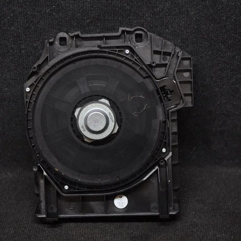 Subwoofer speaker – BMW 5 Series F10 F11 (2009-2016)
