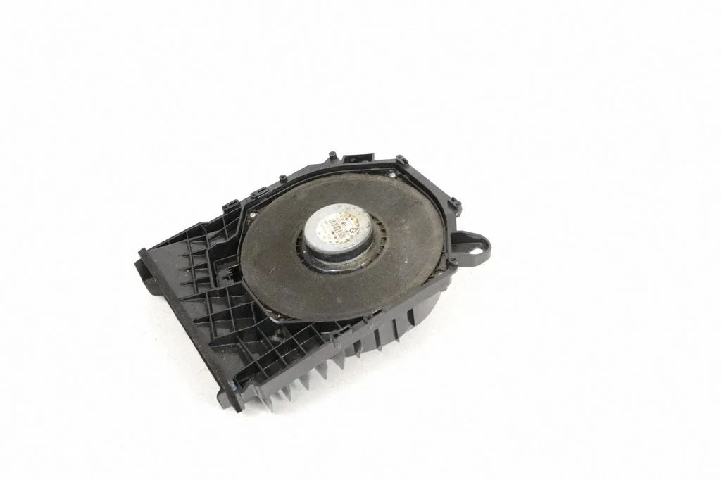 Subwoofer speaker – BMW 3 Series E90 E91 (2005-2012)