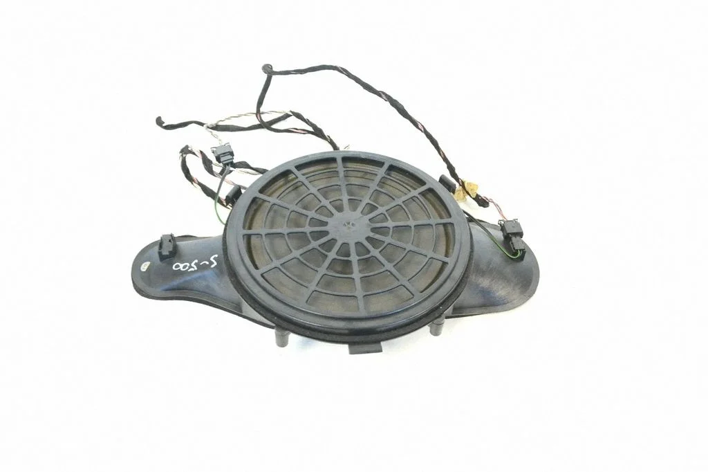 Subwoofer – Mercedes-Benz Klasa S W220 (1998-2006)