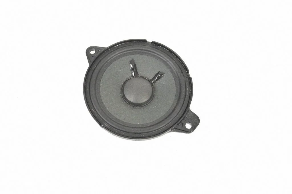 Skaļrunis panelī 80A035303
