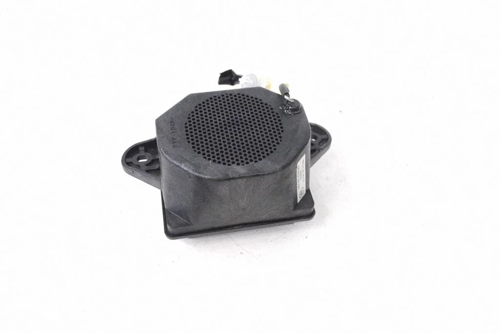 Panel speaker – Lexus IS III XE30 (2013-2020)