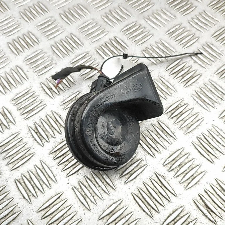 Horn signal 8W0951221