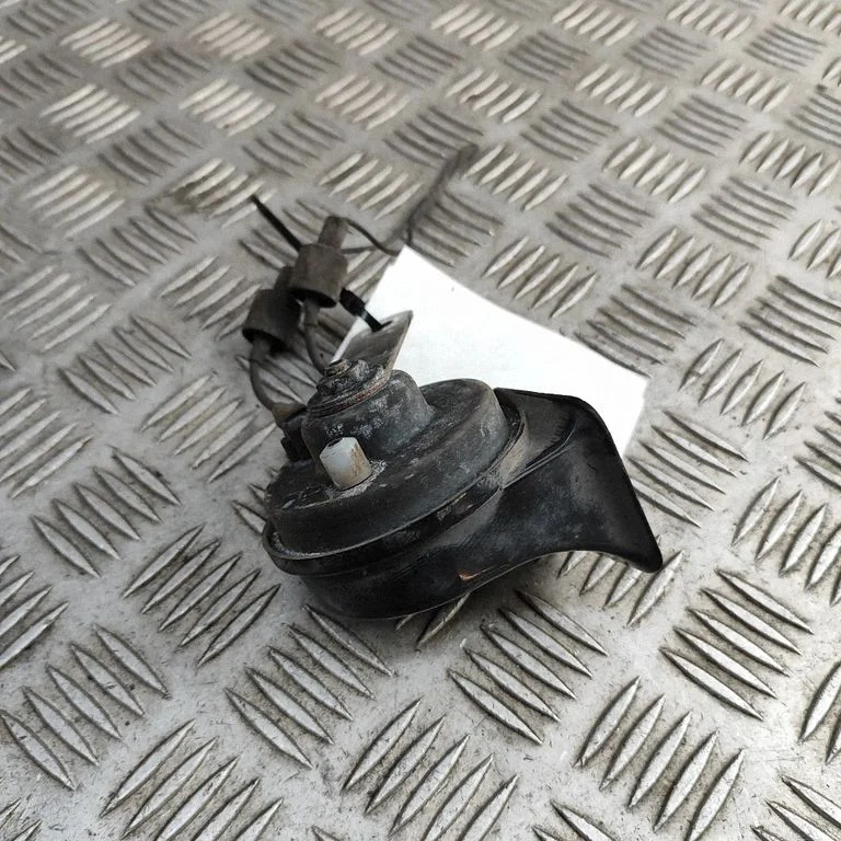 Horn signal MB530847
