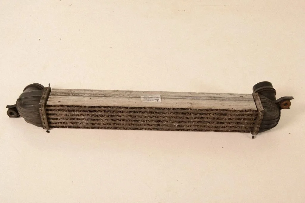 Starpdzesētāja (interkūlera) radiators 17518506904