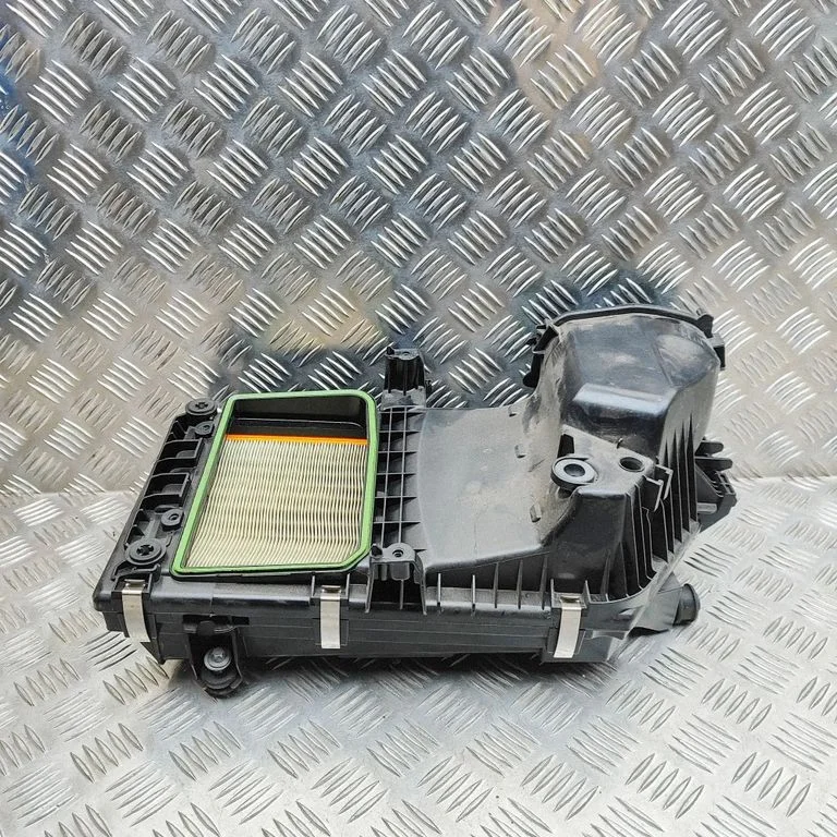Air filter box – Mercedes-Benz GLE-Class W167 (2019-)