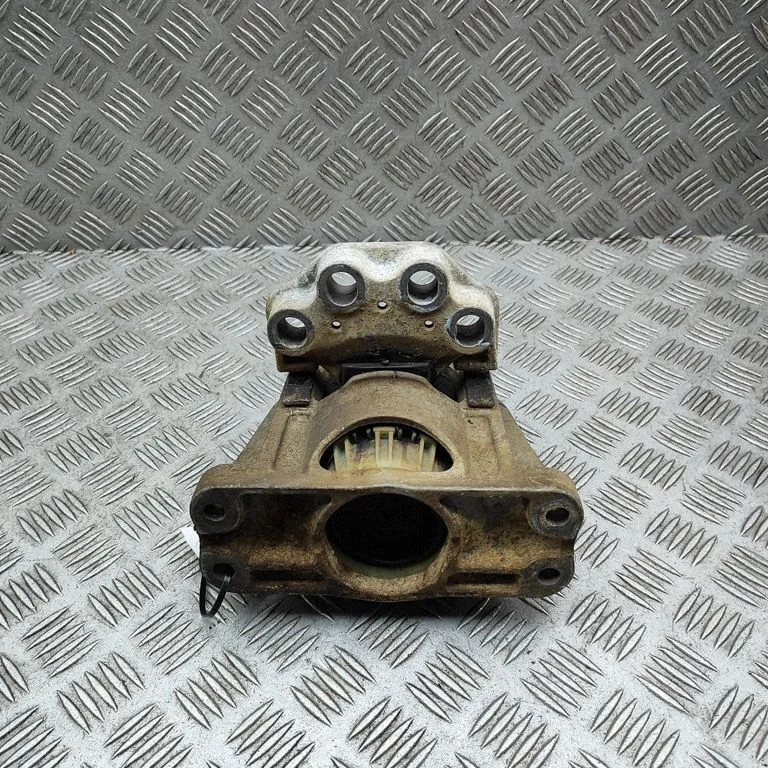 Engine mount bracket GK216F012CC