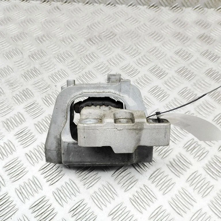 Dzinēja spilvens – Seat Tarraco (2018-)