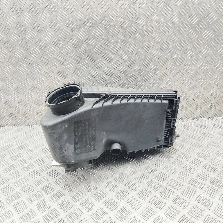 Air filter box 7P0129607D