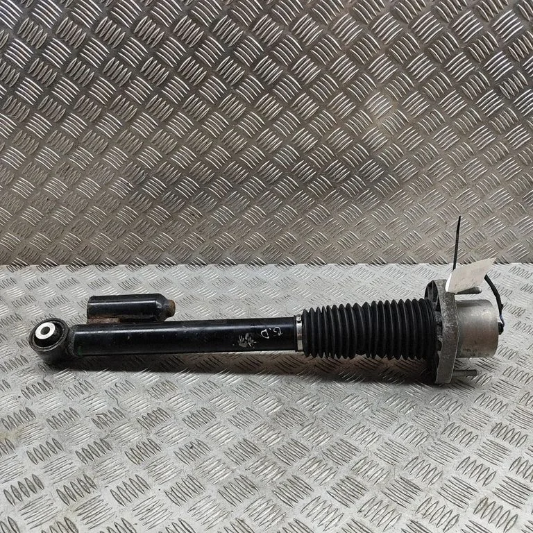 Aizmugurējais amortizators JK5218W002BC