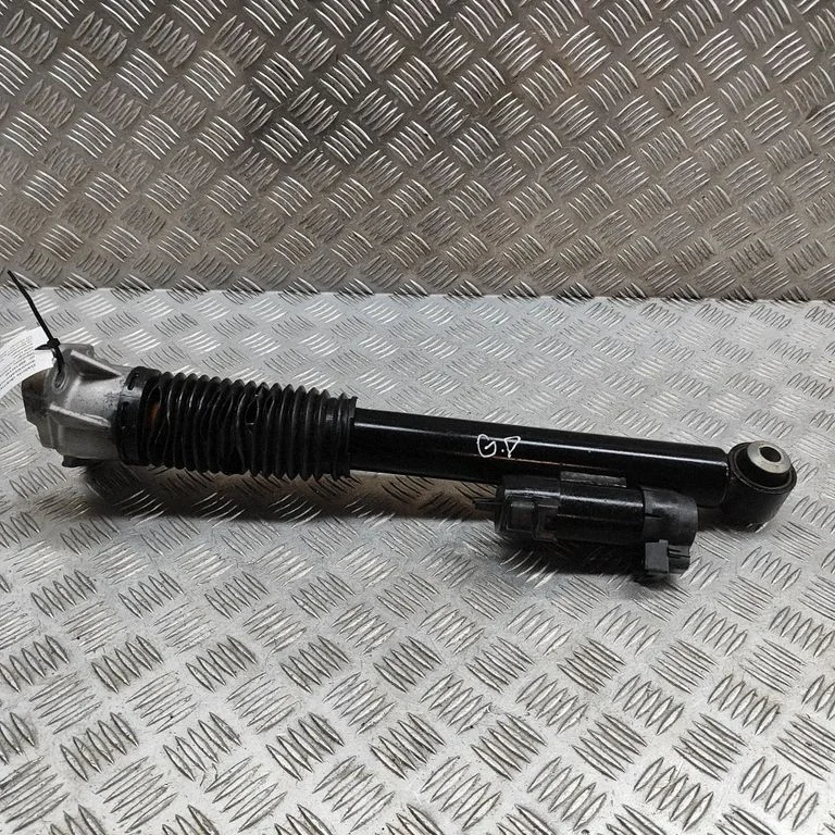 Tagumine amortisaator A1673200405