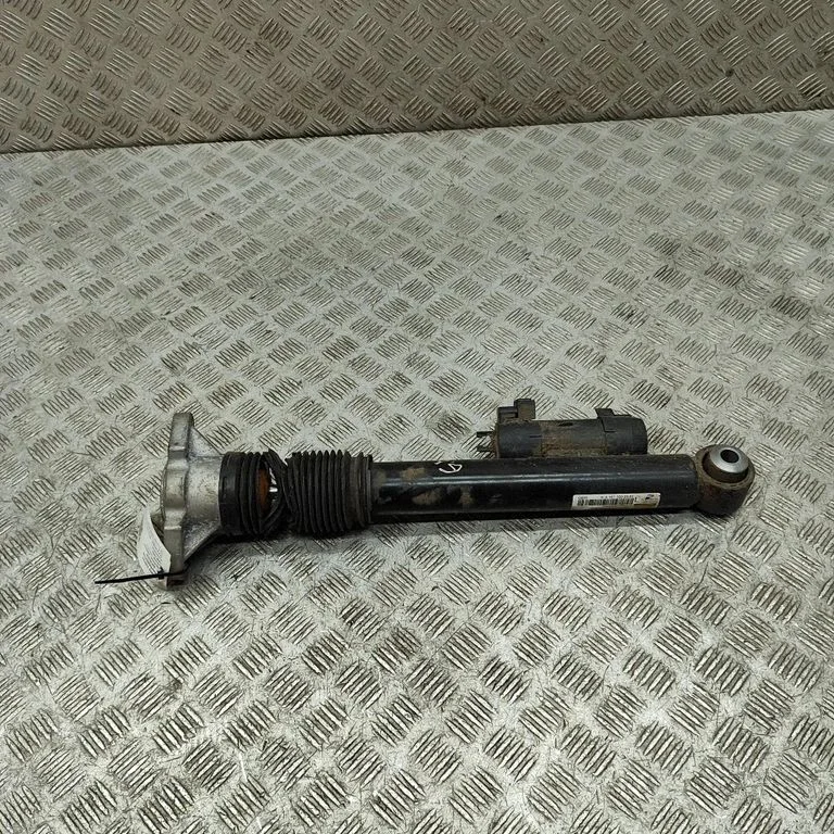 Rear shock absorber/damper A1673202301