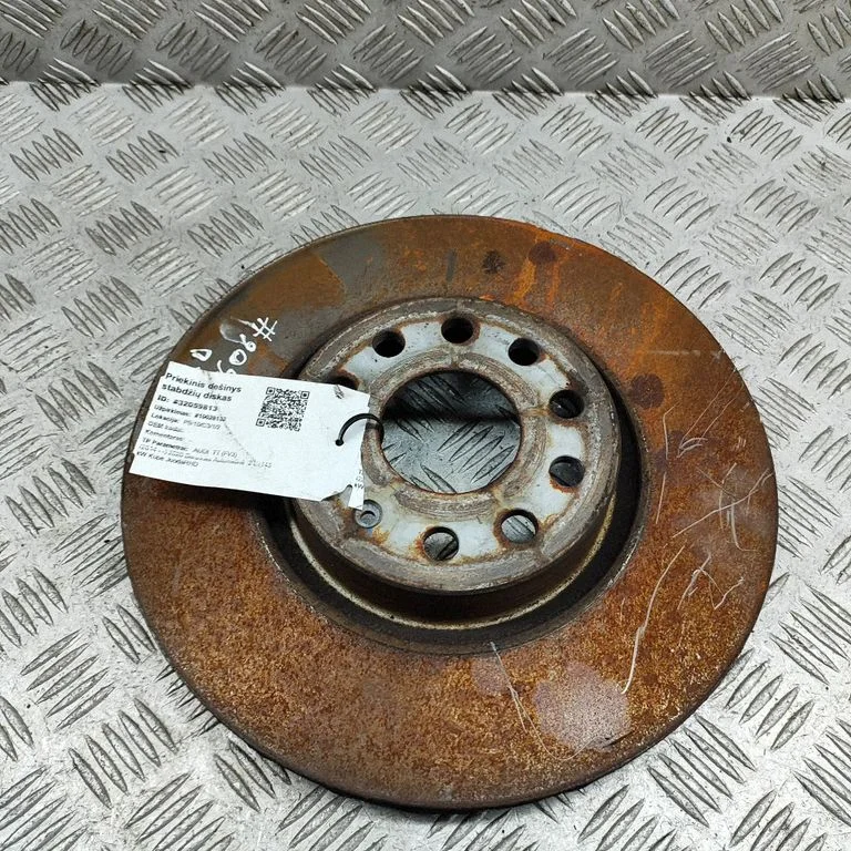 Priekšējais bremžu disks 5Q0615301F