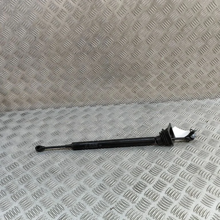 Front door check strap stopper 97053715200
