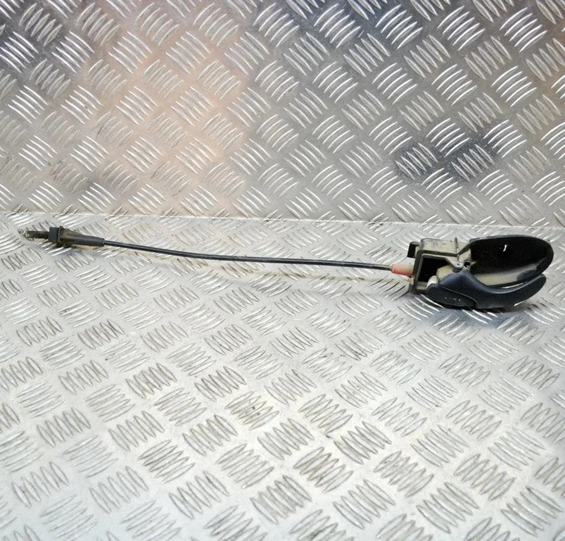 Priekšējais iekšējais atvēršanas rokturis YC15V22601A