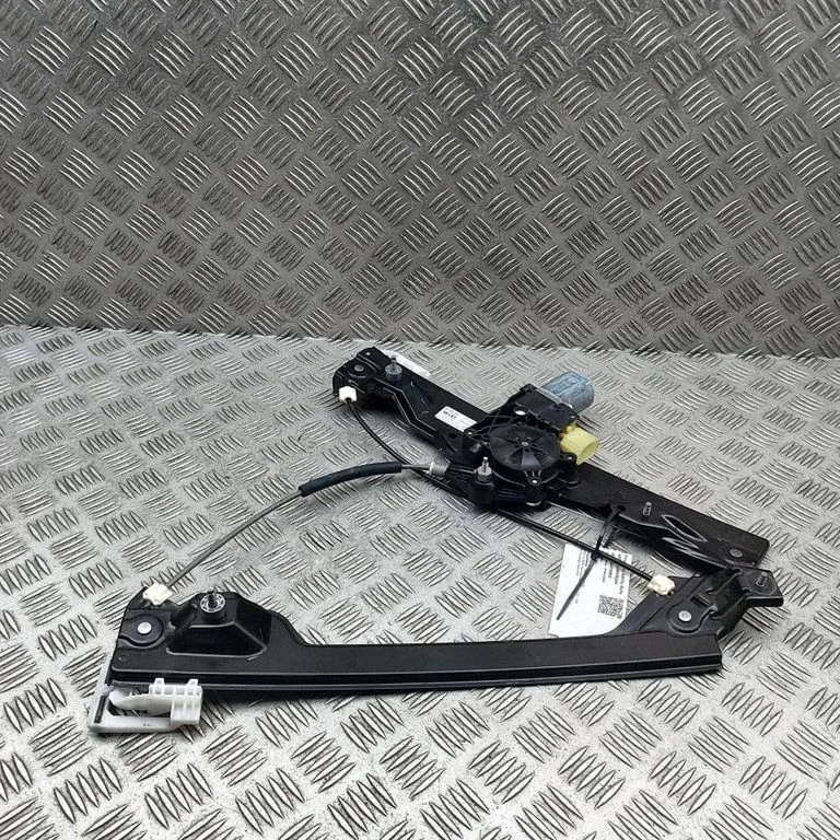 Front door electric window regulator 7420391