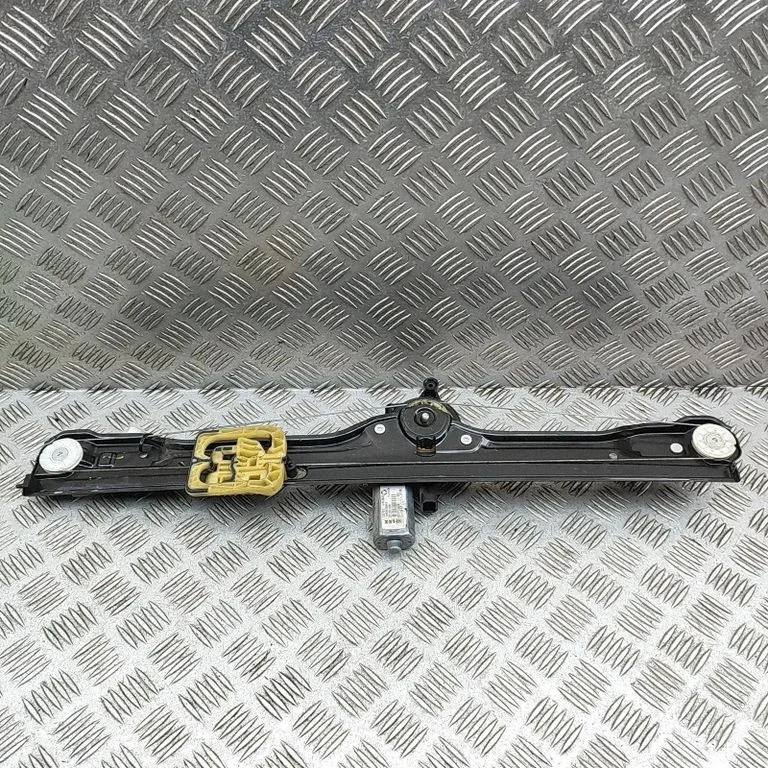 Priekšējā el. loga pacēlāja mehānisma komplekts 5802578844