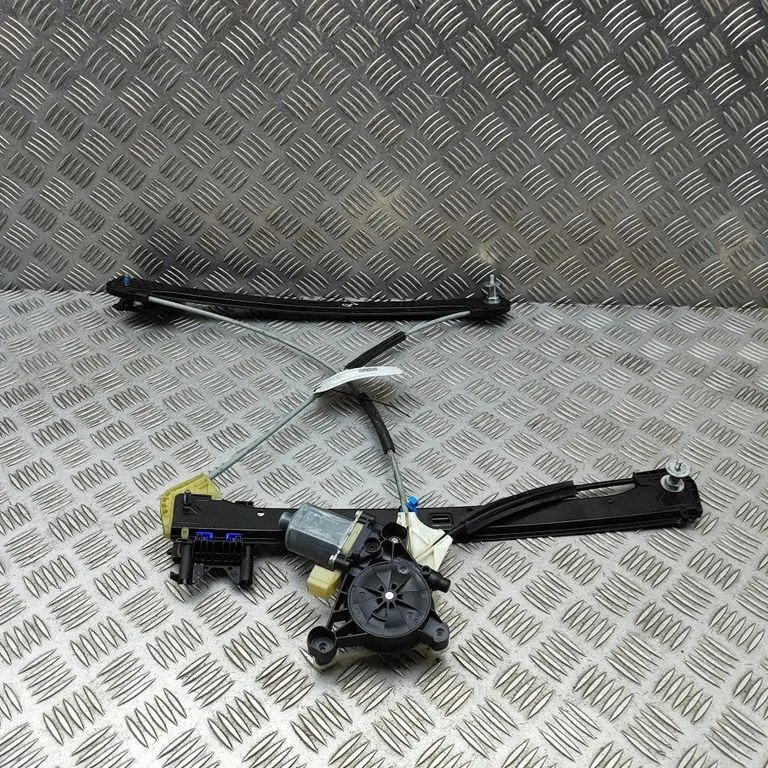 Front door window regulator with motor – Audi A3 S3 8V (2013-2019)