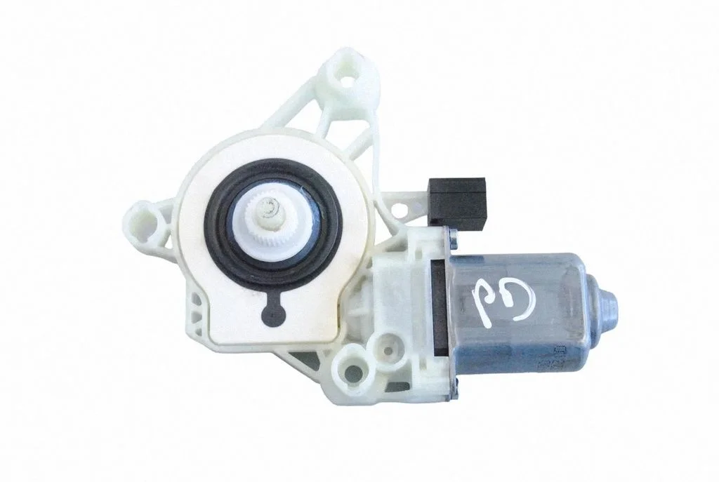 Priekšējā loga pacēlāja motoriņš 4K0959812A